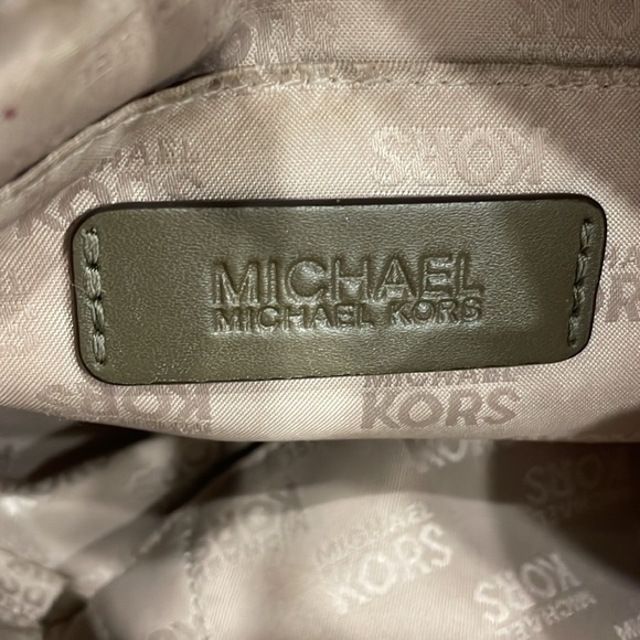 Michael Michael Kors Aria Bag - Picture 14 of 16